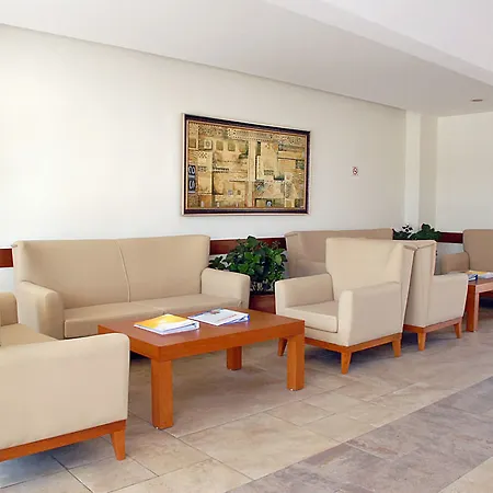 Üdülőközpont Costa Queen Suites