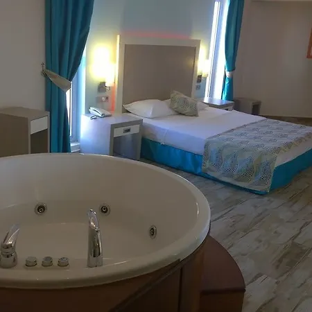 Costa Queen Suites Üdülőközpont
