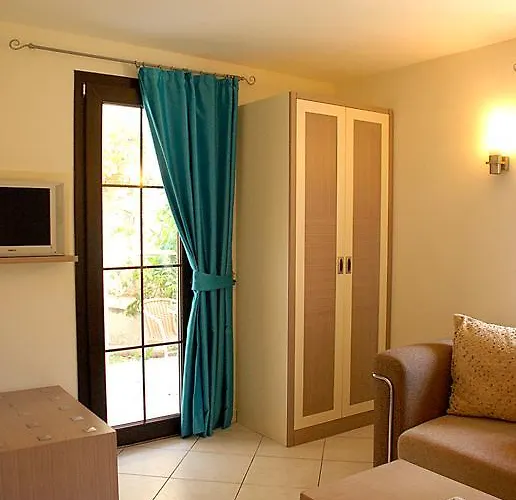 Costa Queen Suites