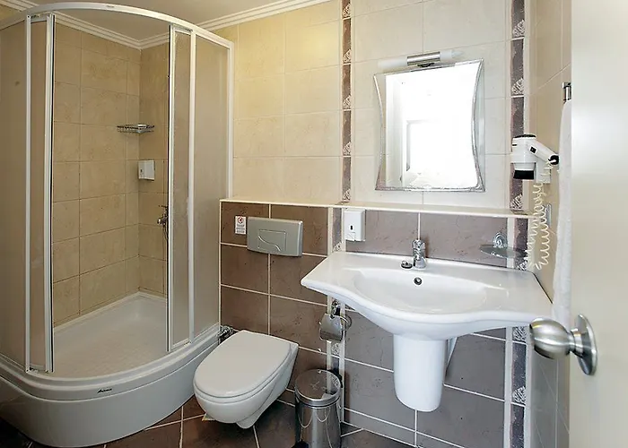 Costa Queen Suites منتجع 3*