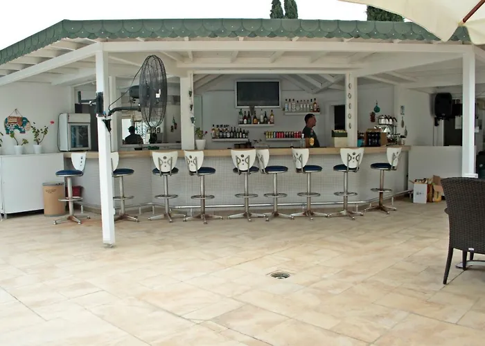 Costa Queen Suites
