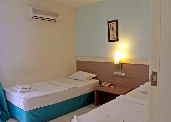 Costa Queen Suites Rezort 3*