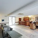 Costa Queen Suites منتجع 3*