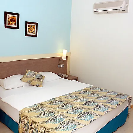 Costa Queen Suites Complex