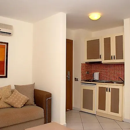 Costa Queen Suites Complex
