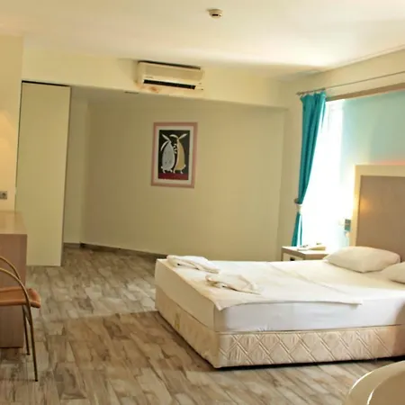 Complex Costa Queen Suites 3*